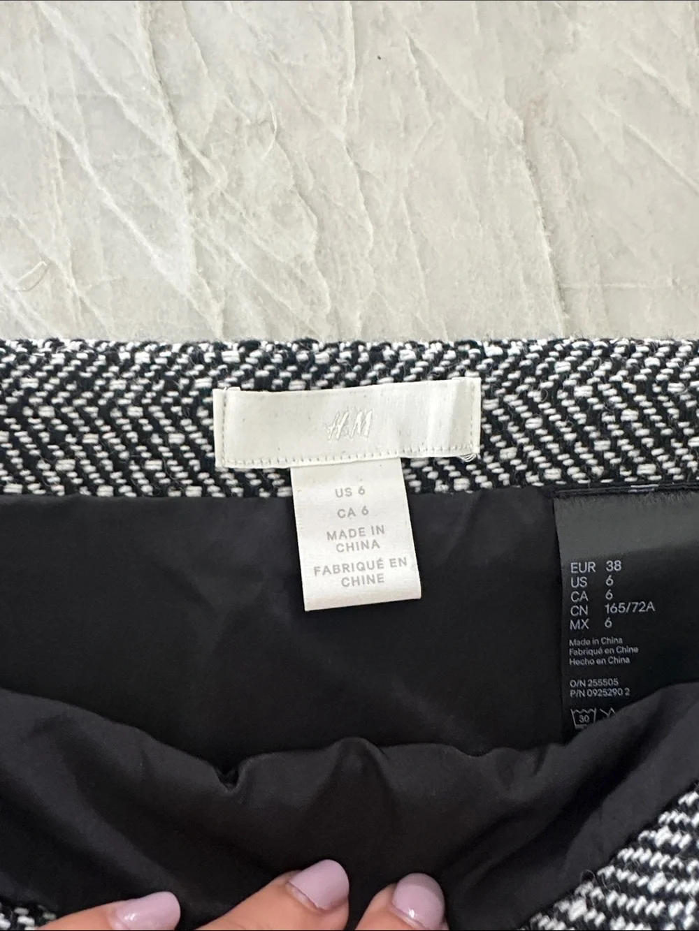 Classic Herringbone Mini Skirt in Black and White H&M